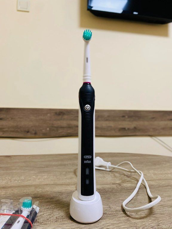 "Oral-B Pro" diş fırçası — Gözəllik və səhiyyə, Bakı