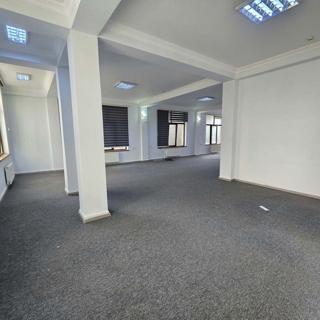 İcarəyə verilir obyekt 750 m² — Əmlak, Bakı (2)