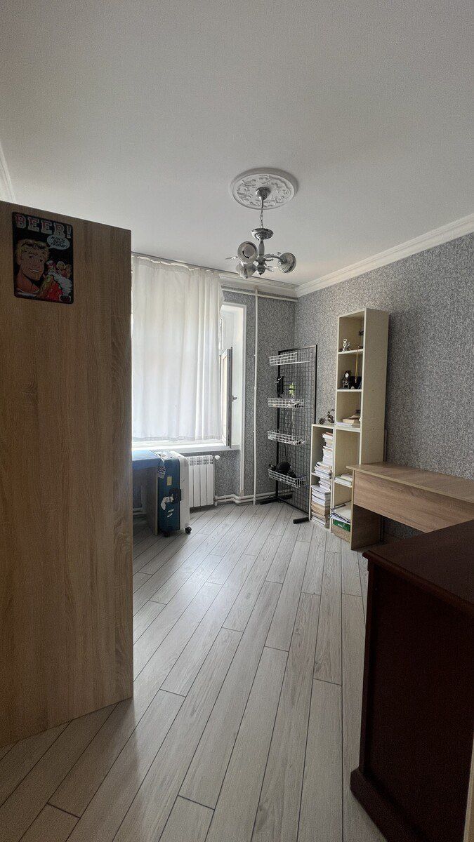 Satılır 4 otaqlı köhnə tikili 100 m² — Mənzil, Bakı (7)