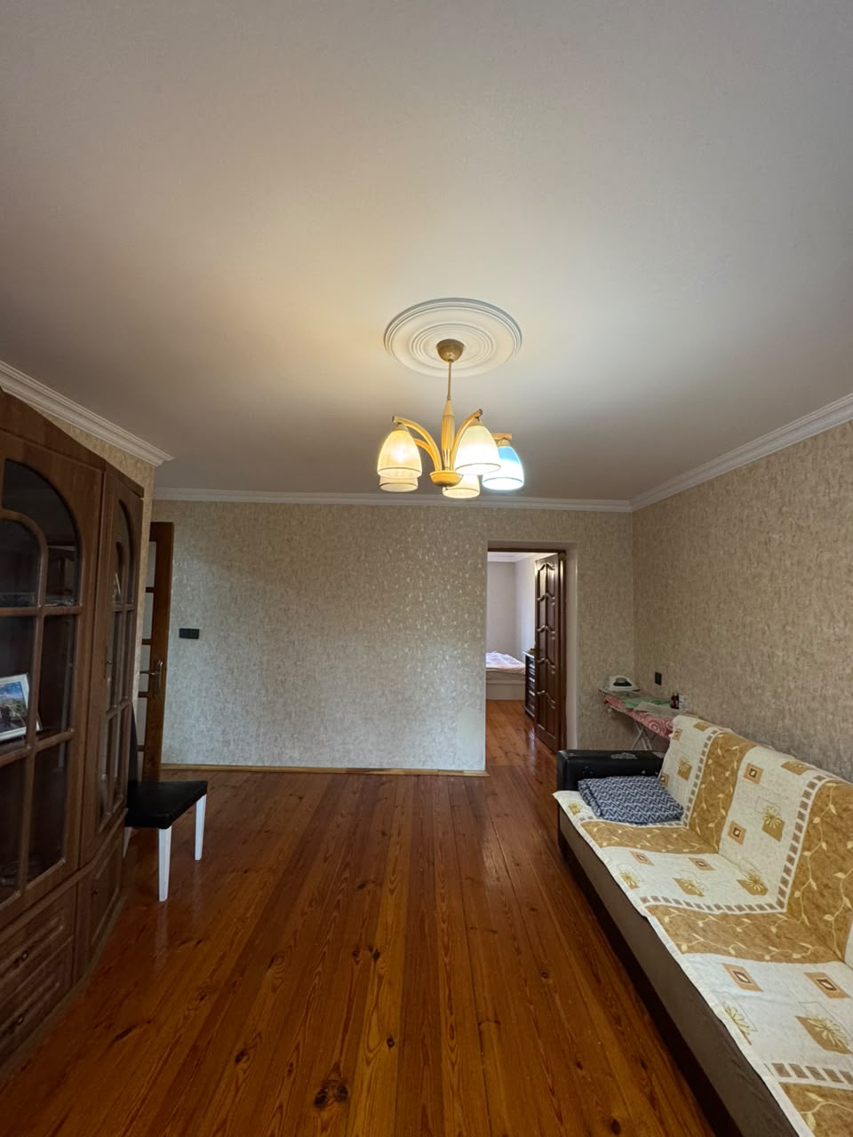 Satış: 2 otaqlı Köhnə tikili, 50 m², Nəsimi rayonu — Mənzil, Bakı (11)