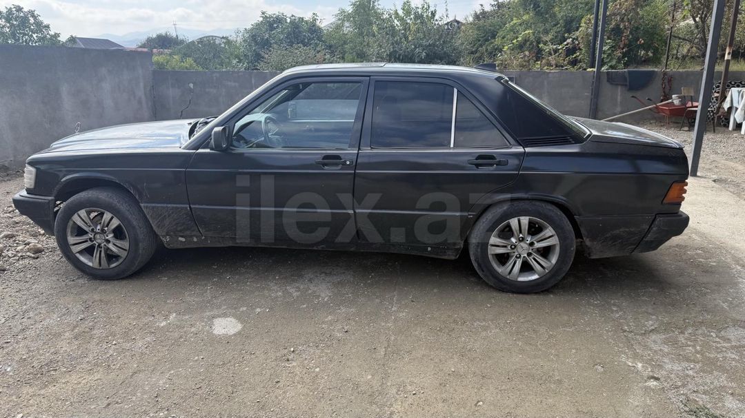 1992 Mercedes-Benz 190, 2.0 L, 1992, 571,455 km — Avtomobillər, Tovuz (4)