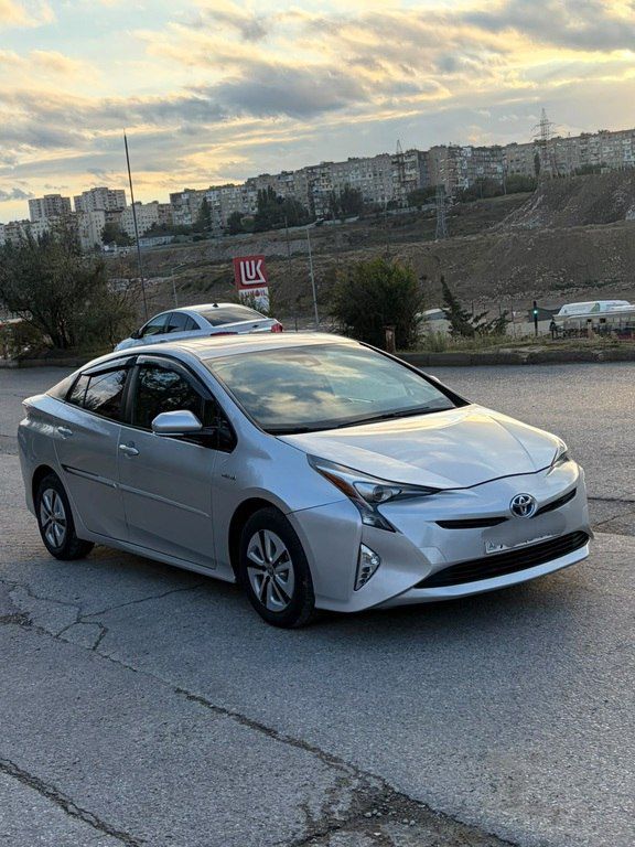 Toyota Prius, 1.8 L, 1.3 kWh, 2016 il, 390 000 km — Avtomobillər, Bakı (8)
