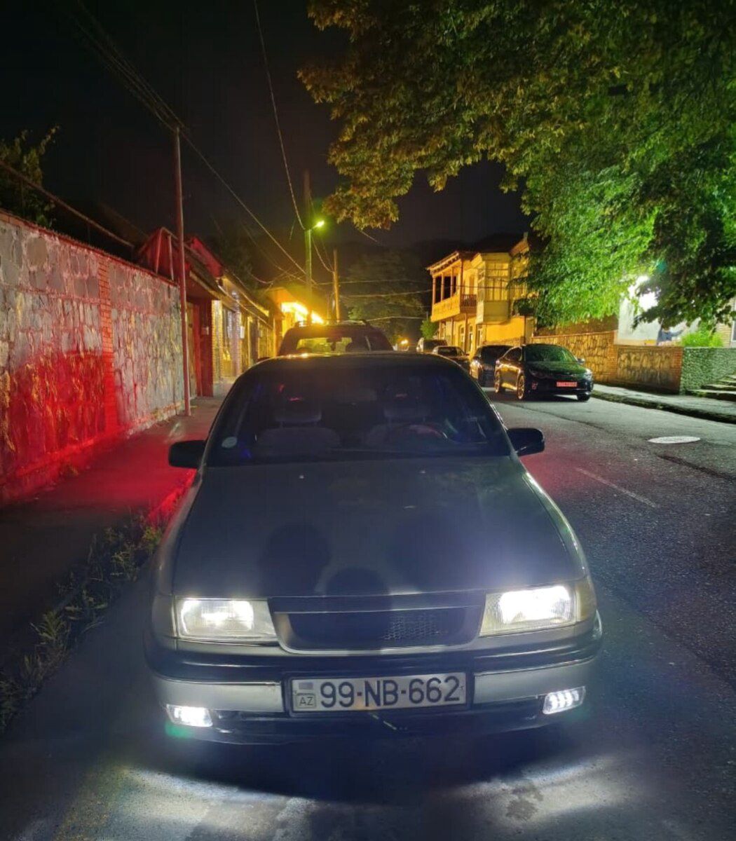 Opel Vectra, 1990 il 99-NB-662 — Avtomobillər, Qax (2)