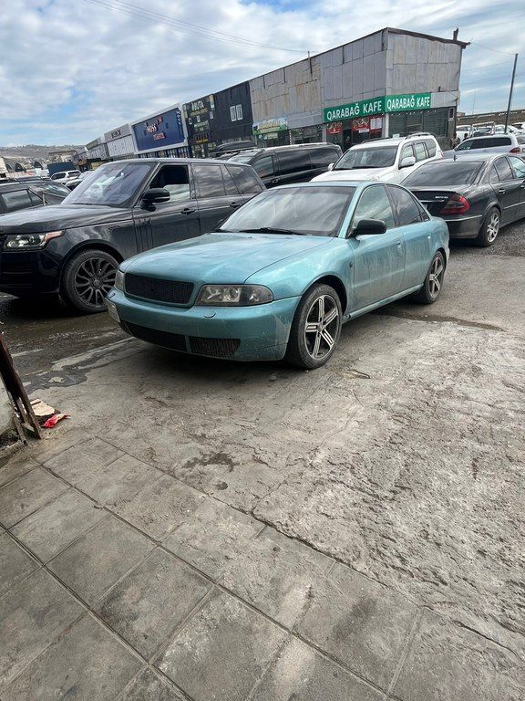Audi A4, 1.8 L, 2000 il, 350 000 km — Avtomobillər, Bakı (2)