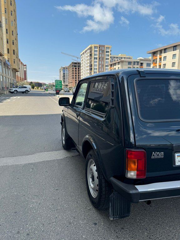 Lada (VAZ) Niva, 1.7 L, 2024 il, 43 000 km — Avtomobillər, Bakı (4)