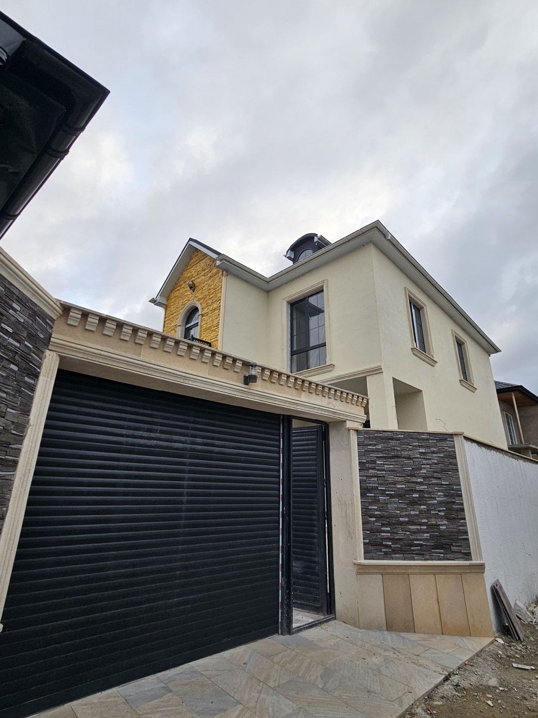 Satılır 4 otaqlı həyət evi/bağ evi 200 m² — Ev, villa, Bakı (5)
