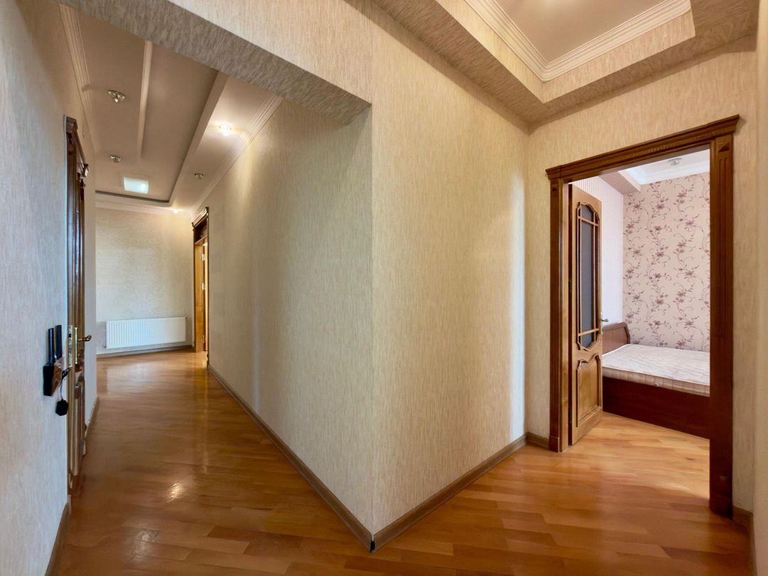Satılır 3 otaqlı yeni tikili 135 m² — Mənzil, Bakı (11)
