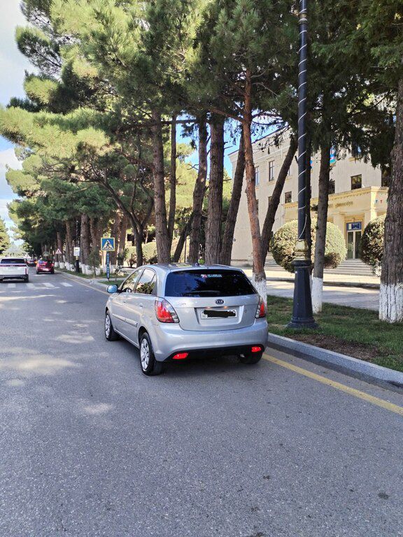 Kia Rio, 1.4 L, 2009 il, 102 000 km — Avtomobillər, Bakı (10)