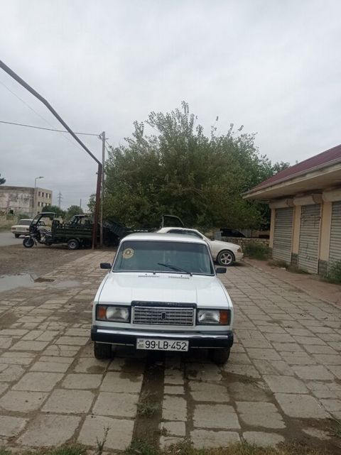 Lada (VAZ) 2107, 1.6 L, 2004 il, 111 045 km — Salyan