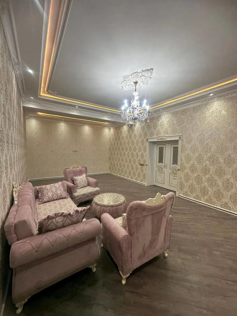 7 otaqlı villa 450 m² - satılır — Bakı