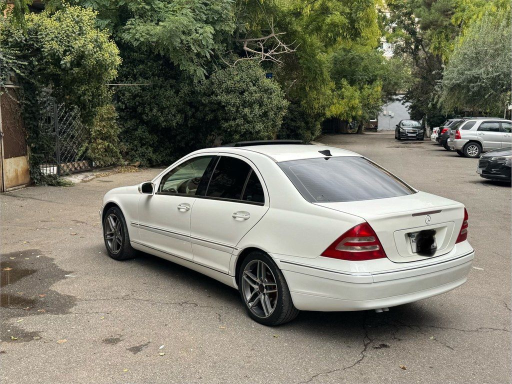 Mercedes C 240, 2.6 L, 2004 il, 284 848 km — Avtomobillər, Bakı (7)
