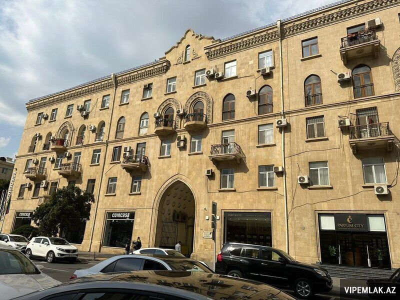 Səbail rayonunda 2 otaqlı Köhnə tikili Satılır, 65 m² — Mənzil, Bakı (3)