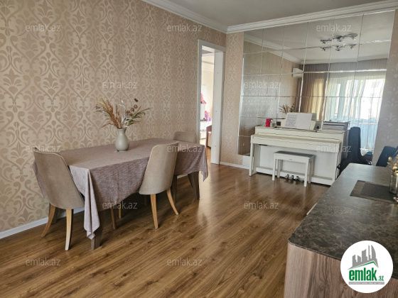 Satılır 4 otaqlı 110 m² köhnə tikili Binəqədi r — Mənzil (3)
