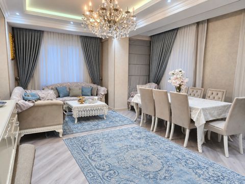 İcarəyə verilir 4 otaqlı yeni tikili 180 m² — Bakı