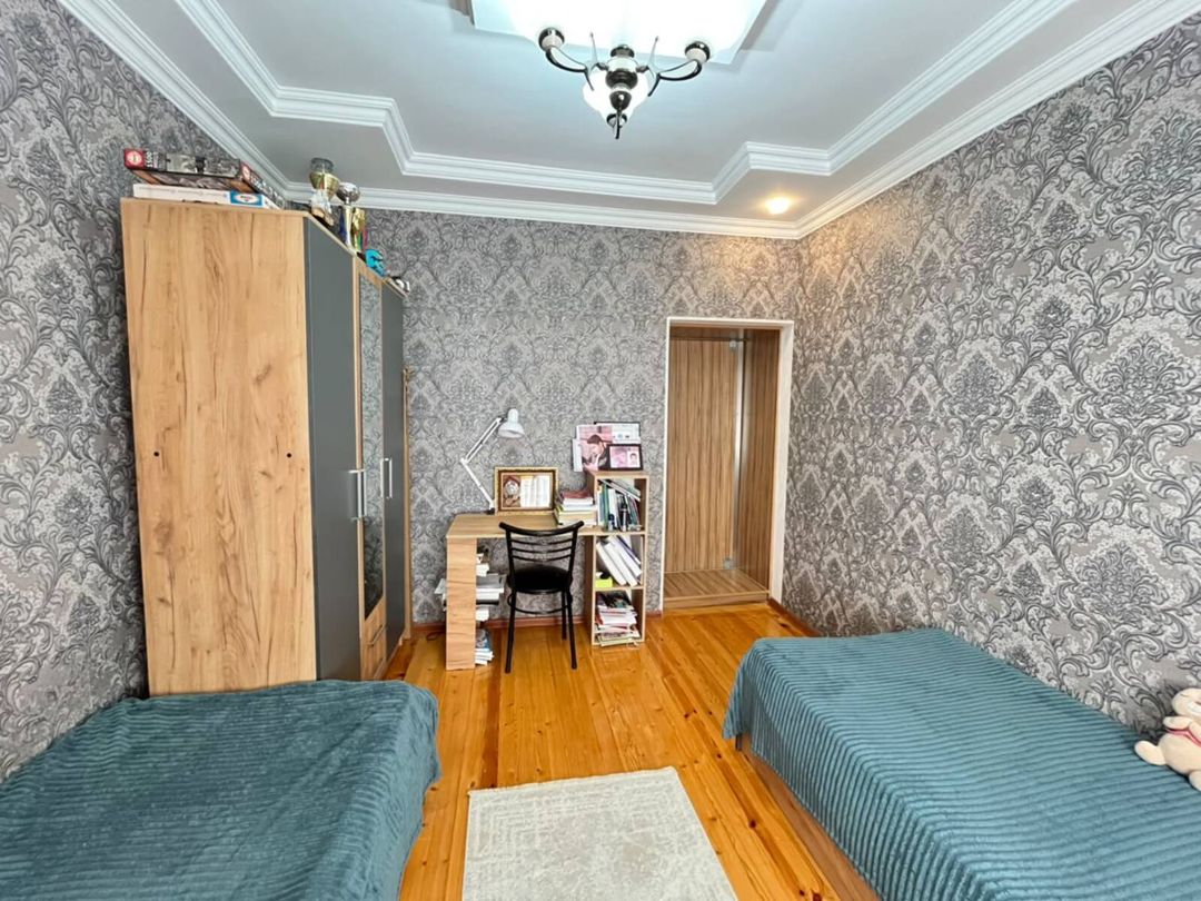 Satılır 4 otaqlı köhnə tikili 100 m² — Mənzil, Bakı (11)