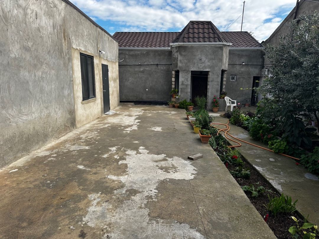 Həyət evi, Yeni Suraxanı qəs — Ev, villa, Bakı (2)