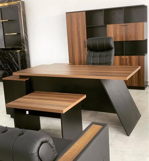 Ofis mebeli — Bakı