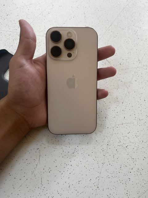 Apple iPhone 16 Pro Desert Titanium 128GB/8GB — Bakı