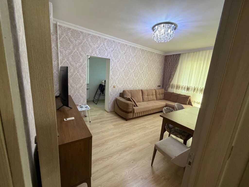 Bakı, 8-ci mikrorayon, 2 otaqlı, Köhnə tikili, m. Azadlıq Prospekti, 60 kv. m — Mənzil, Bakı (2)
