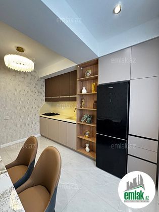 Satılır 4 otaqlı 120 m² yeni tikili Binəqədi r — Mənzil (10)
