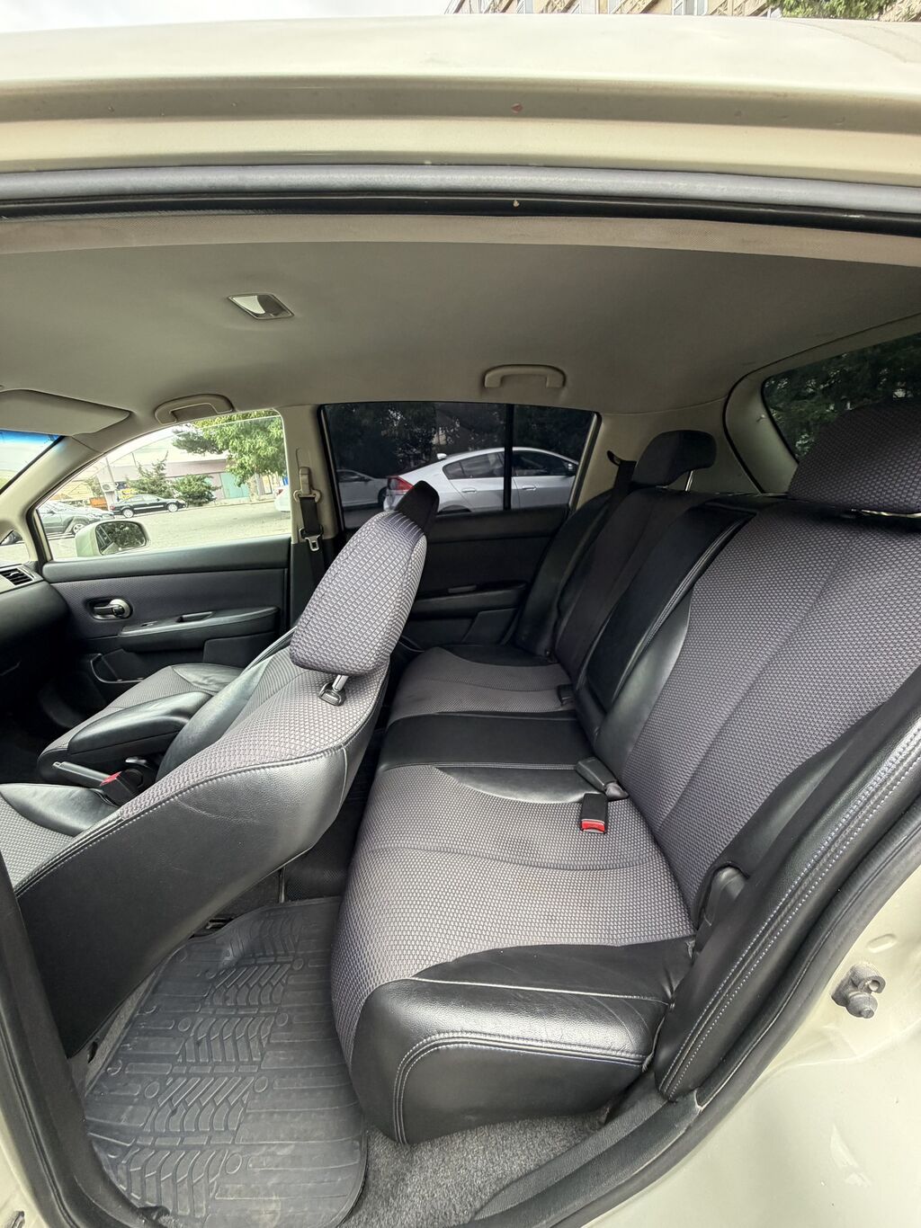 Nissan Tiida: 1.6 l 2008 il Hetçbek — Avtomobillər, Bakı (4)