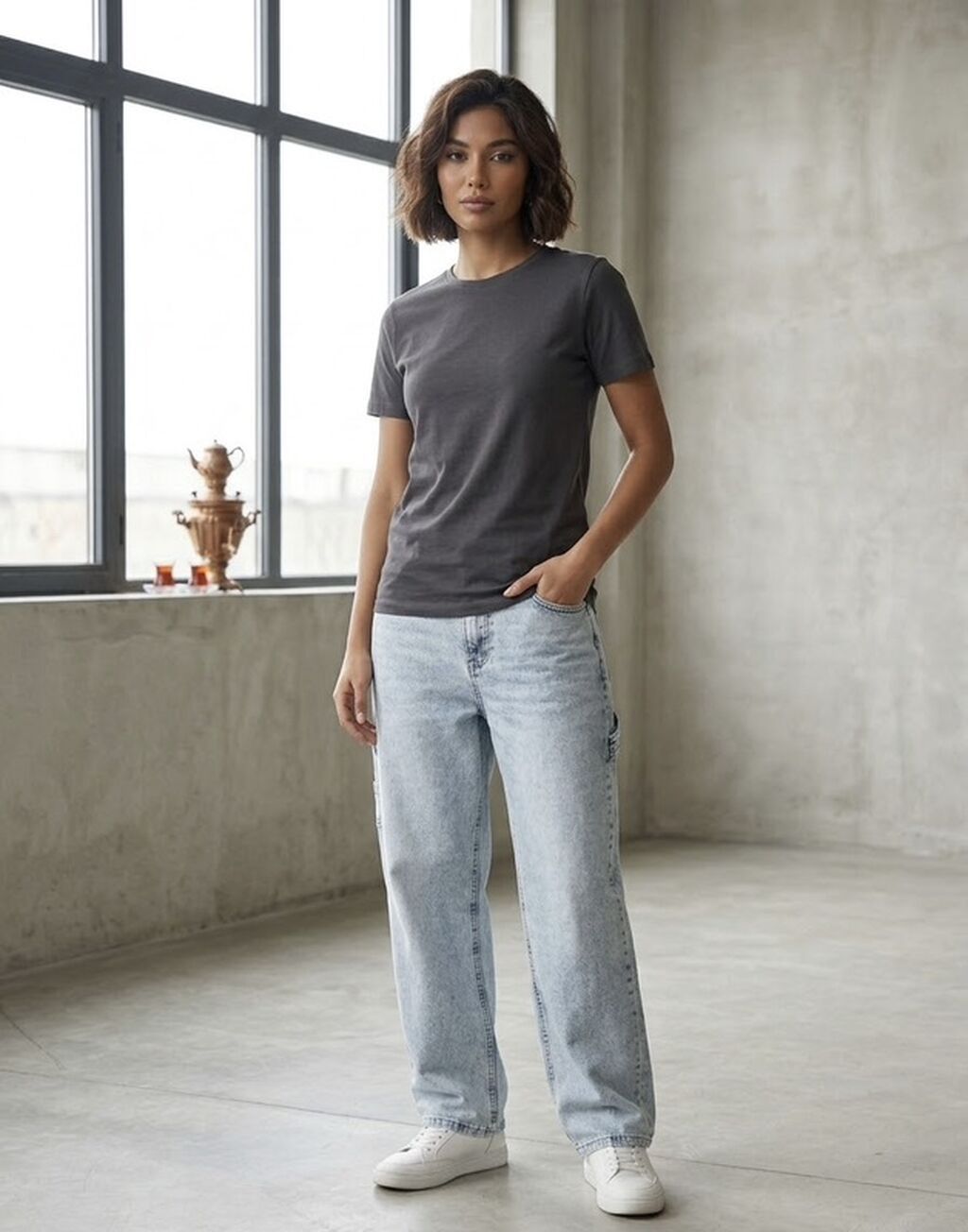 Qadınlar üçün açıq mavi “acid wash” effektli jeans - Kəsim — Jinslər, Xırdalan (2)