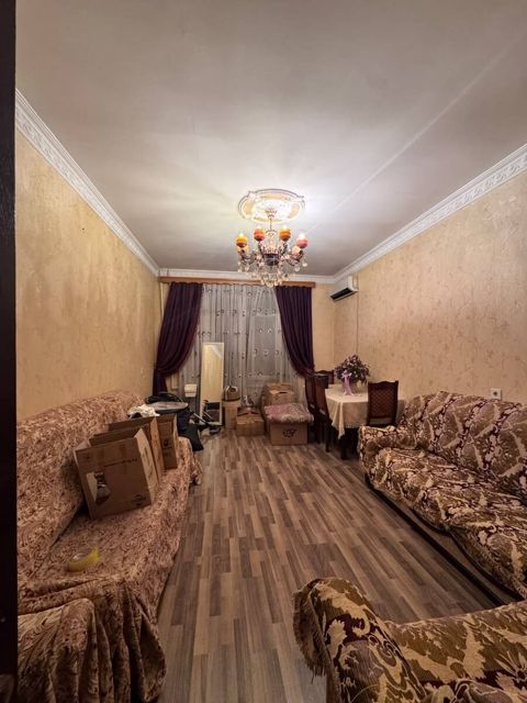 2-otaqlı mənzil, Qara Qarayev m., 60 m² — Bakı