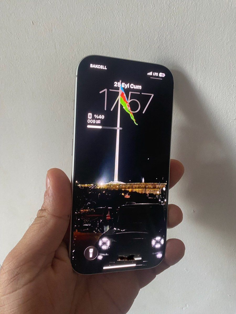 Apple iPhone 17 Pro Silver 256GB/12GB — Smartfonlar, Bakı