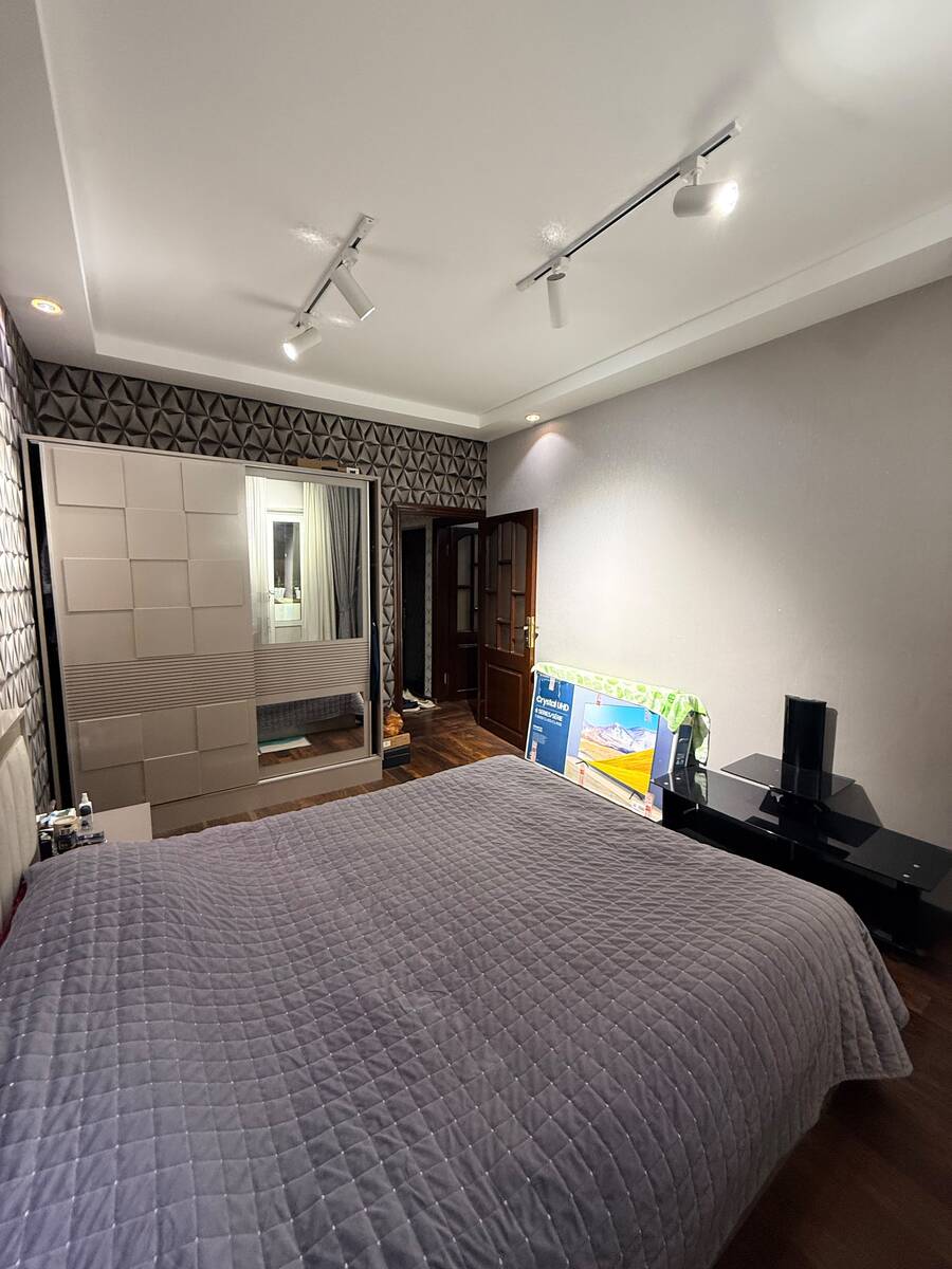 Satılır 4 otaqlı köhnə tikili 100 m² — Mənzil, Bakı (3)