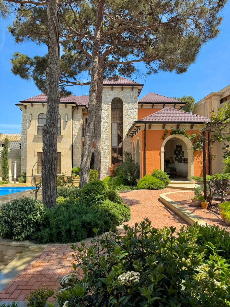 Satılır 5 otaqlı həyət evi/bağ evi 400 m² — Ev, villa, Bakı
