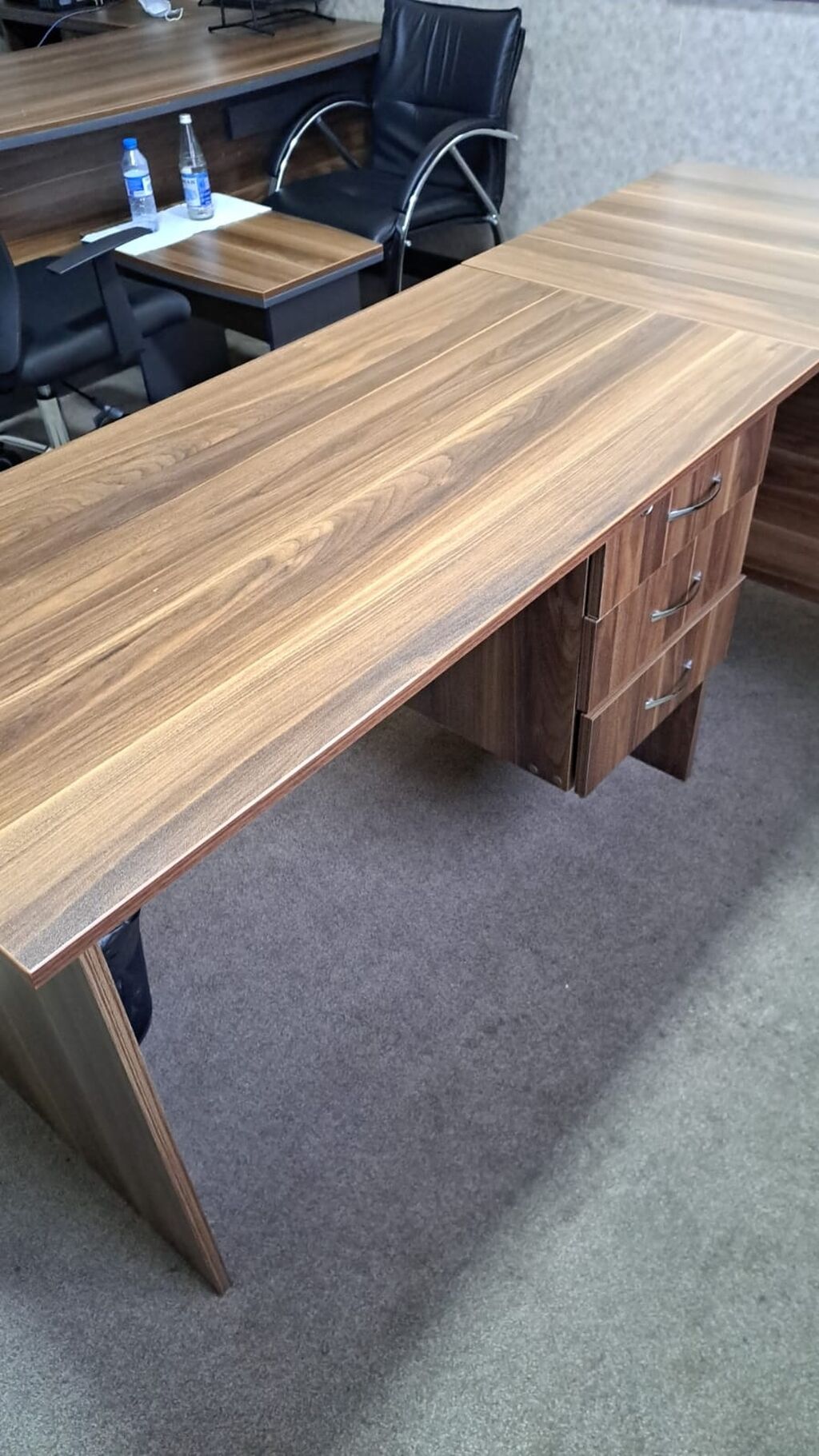 Ofis üçün L formalı menecer masasının dəsti - Material: laminat/MDF — Ofis mebeli, Bakı (3)