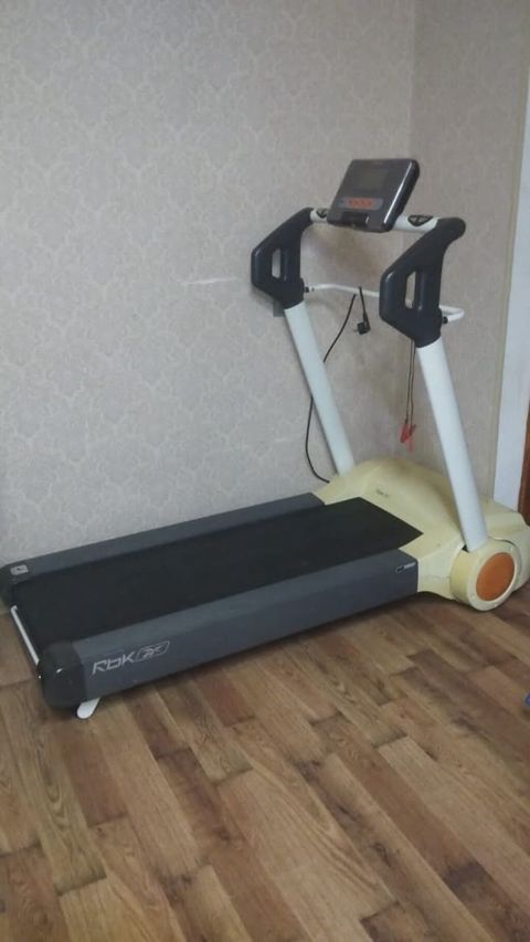 Qaçış aparatı 550azn. 130kq kimidir. Yaxsi veziyyetdedi Unvan Şüvəlan — Qobu