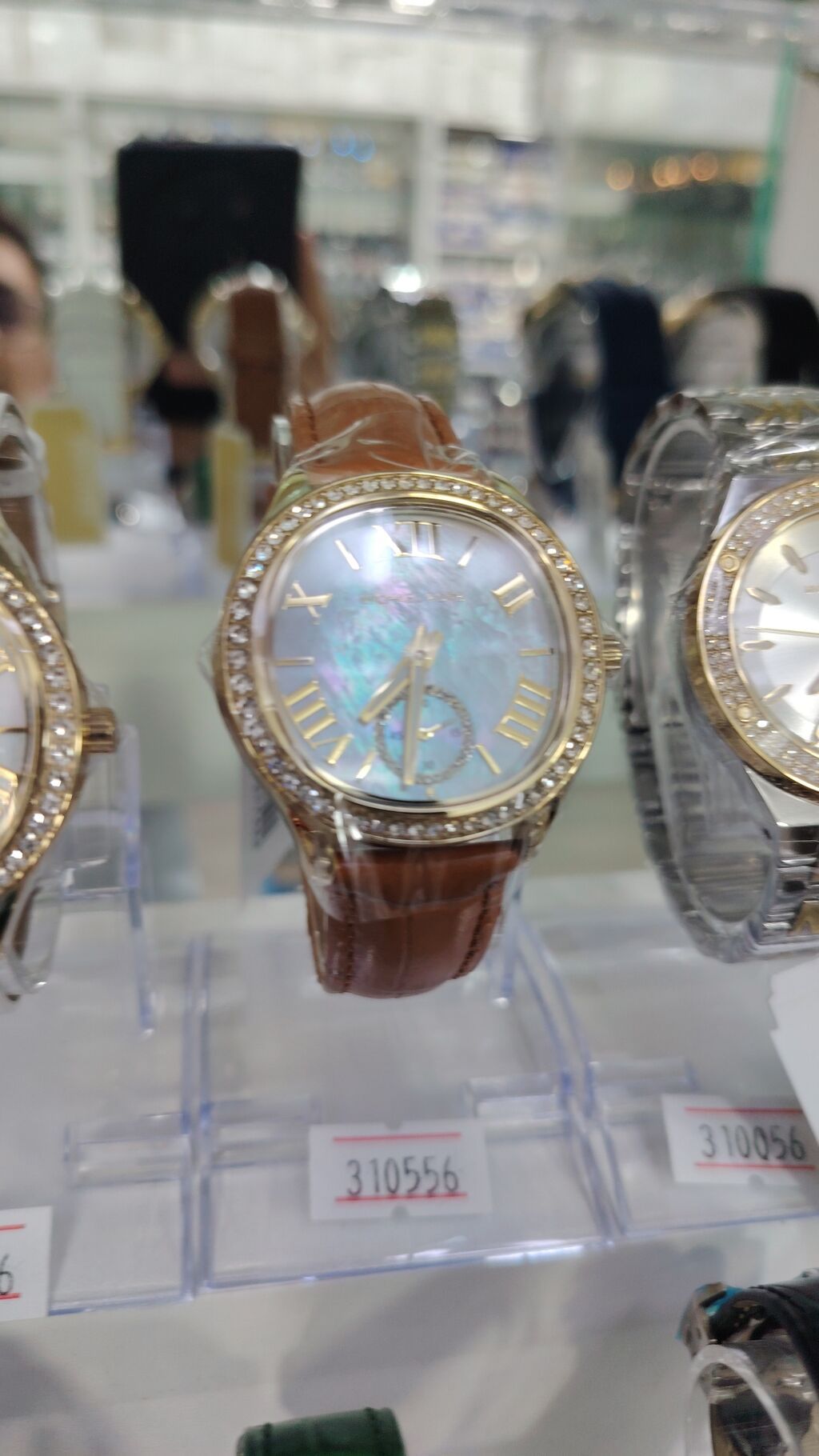 Michael Kors qadın saatları – zərif və parlaq dizaynlar Məhsul — Qol saatları, Masazır (5)