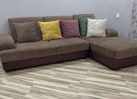 (Uqul divan) yaxwi veziyyetde seliqeli islenibler acilir ama baza — Mehdiabad