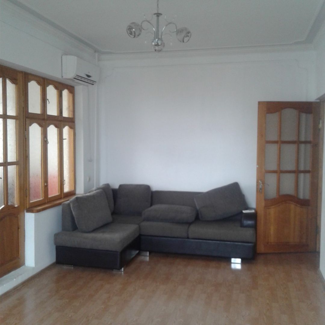 İcarəyə verilir 2 otaqlı köhnə tikili 55 m² — Mənzil, Bakı (2)