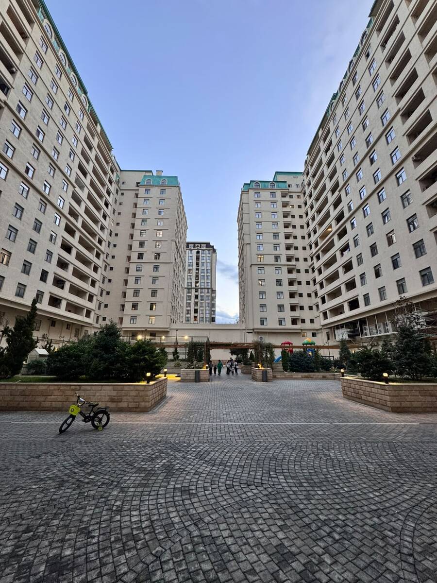 Satılır 4 otaqlı yeni tikili 145 m² — Mənzil, Bakı (2)