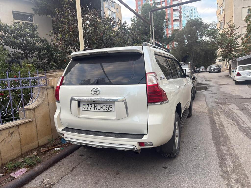 Toyota Land Cruiser Prado, 2.7 L, 2012 il, 110 500 km 77-NQ-055 — Avtomobillər, Bakı (2)