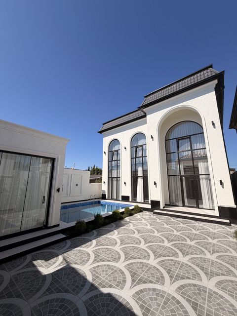 Satılır 4 otaqlı həyət evi/bağ evi 200 m² — Bakı