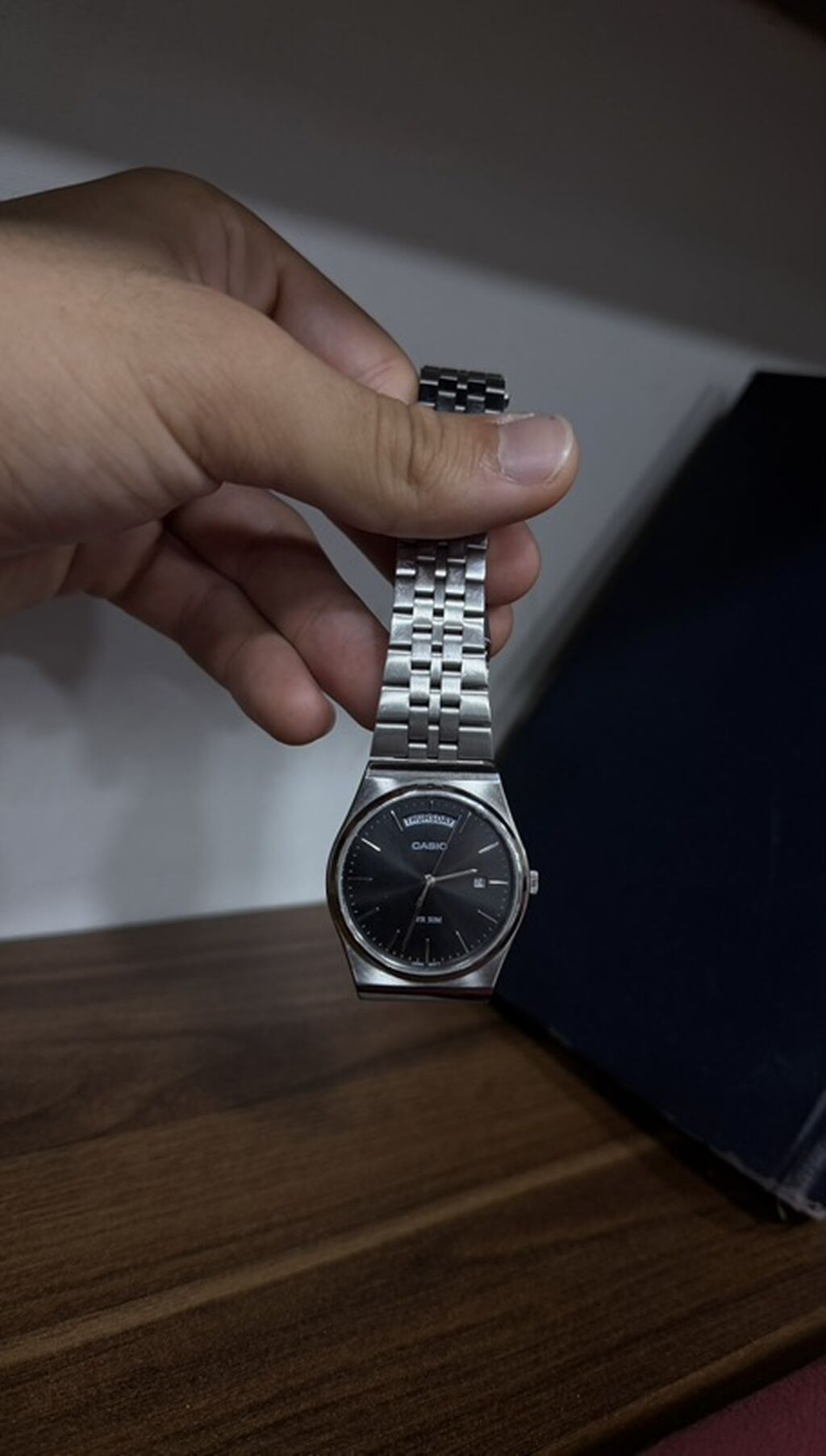 Casio kişi qol saatı - Korpus və qolbaq: paslanmayan poladdan — Qol saatları, Bakı
