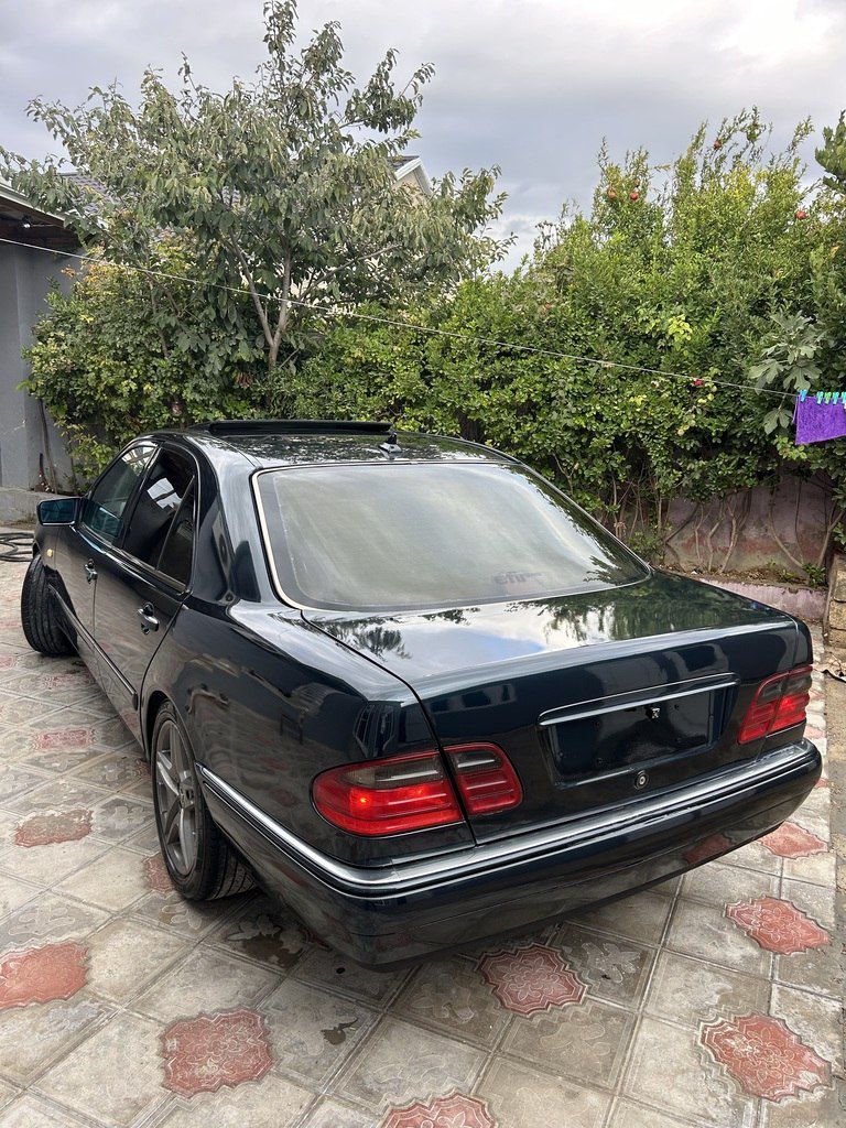 Mercedes E 230, 2.3 L, 1997 il, 426 000 km — Avtomobillər, Bakı (3)