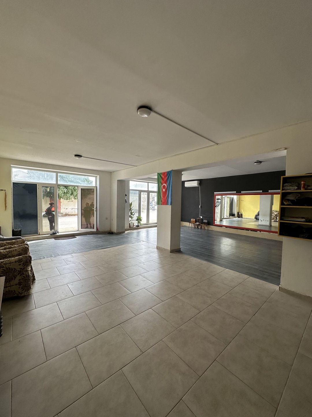 Satılır 3 otaqlı həyət evi/bağ evi 210 m² — Ev, villa, Bakı (2)