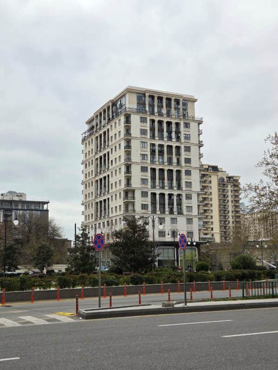 3-otaqlı yeni tikili, Şəmsi Bədəlbəyli küç., 189 m² — Mənzil, Bakı