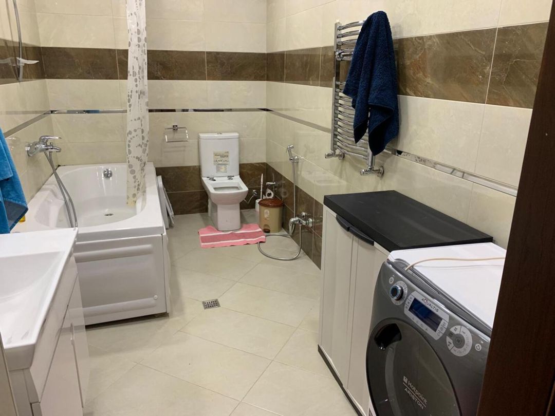İcarəyə verilir 2 otaqlı yeni tikili 101 m² — Mənzil, Bakı (11)
