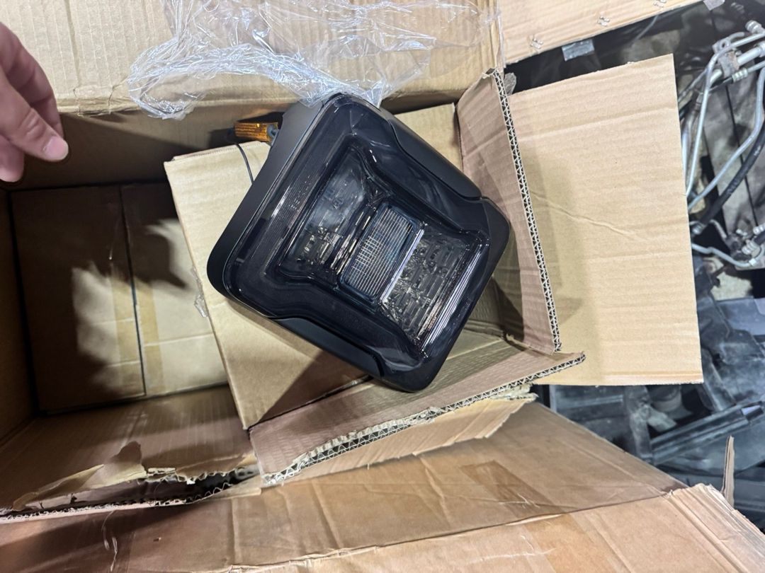 Jeep Wrangler JL stop işığı — Ehtiyat hissələri və aksesuarlar, Bakı (2)