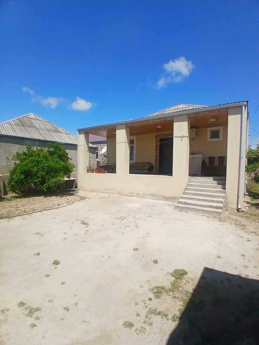 Satılır 4 otaqlı həyət evi/bağ evi 130 m² — Ev, villa, Bakı (2)