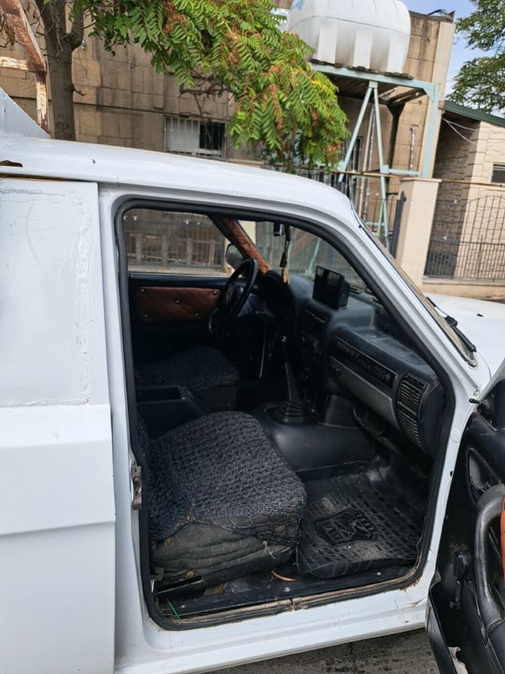 QAZ 2.4 l 1993 il Pikap 10-BG-880 — Avtomobillər, Digah (9)