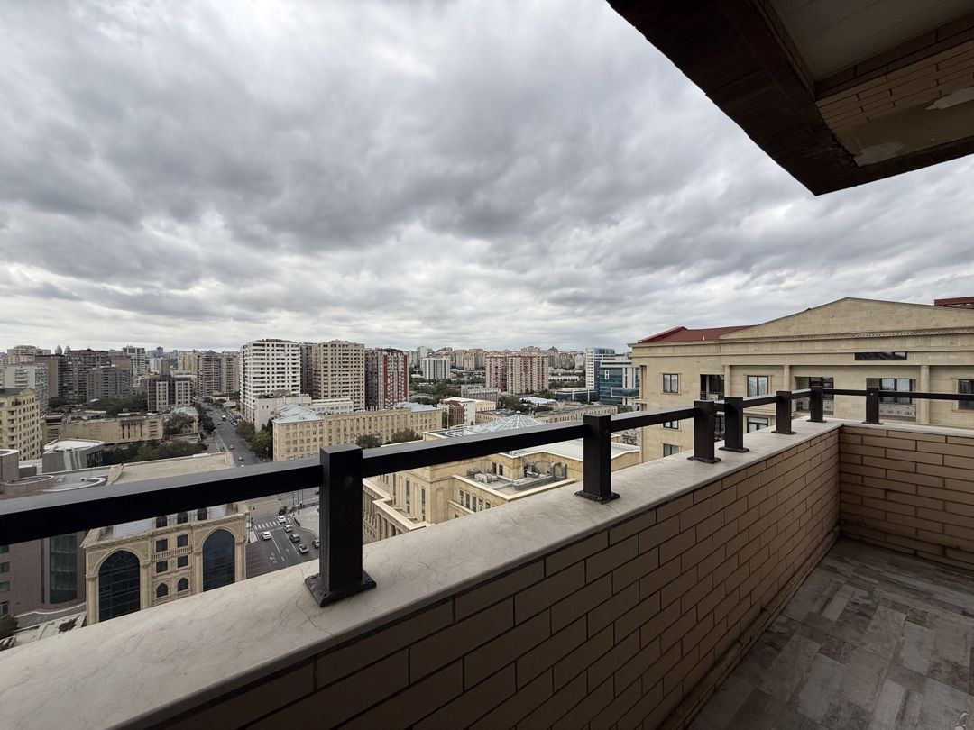 Satılır 4 otaqlı yeni tikili 155 m² — Mənzil, Bakı (7)