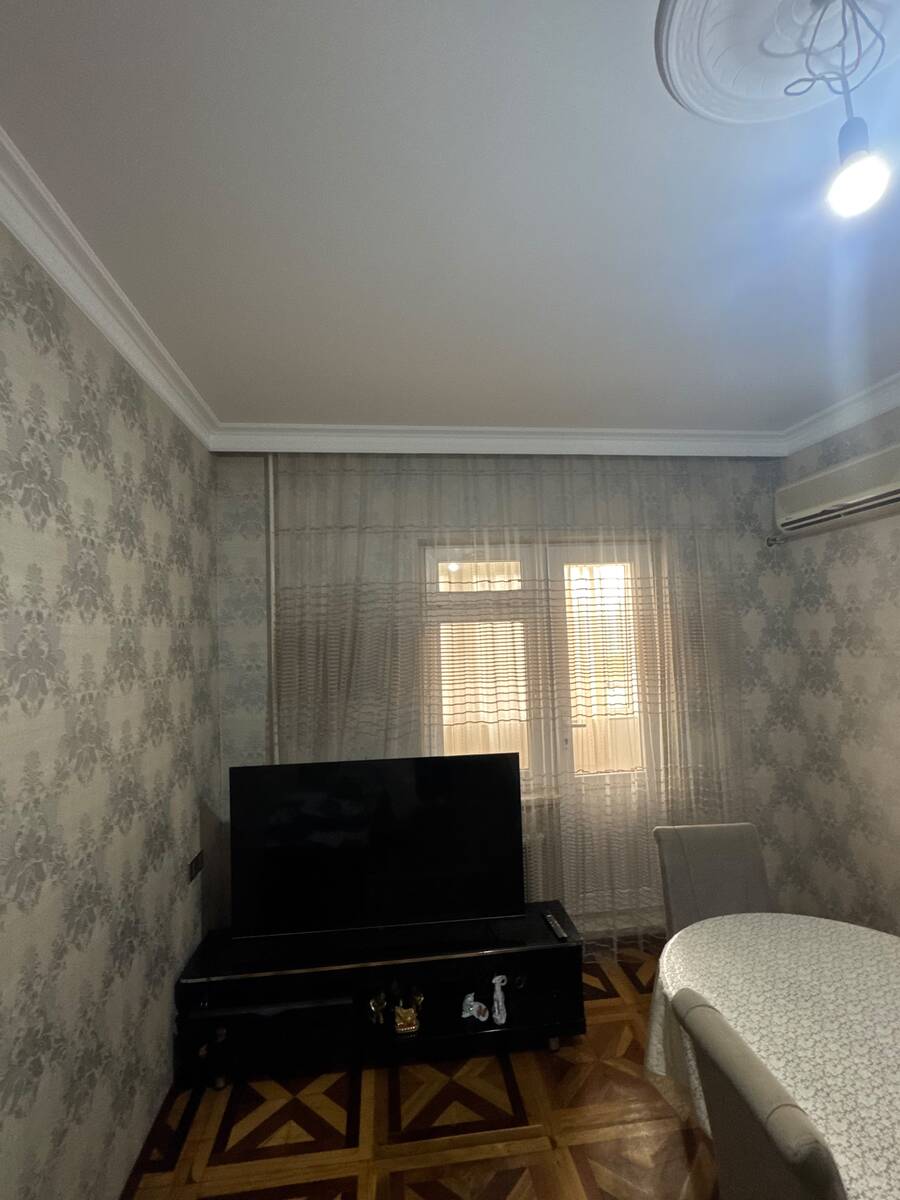 Satılır 4 otaqlı köhnə tikili 100 m² — Mənzil, Bakı (9)