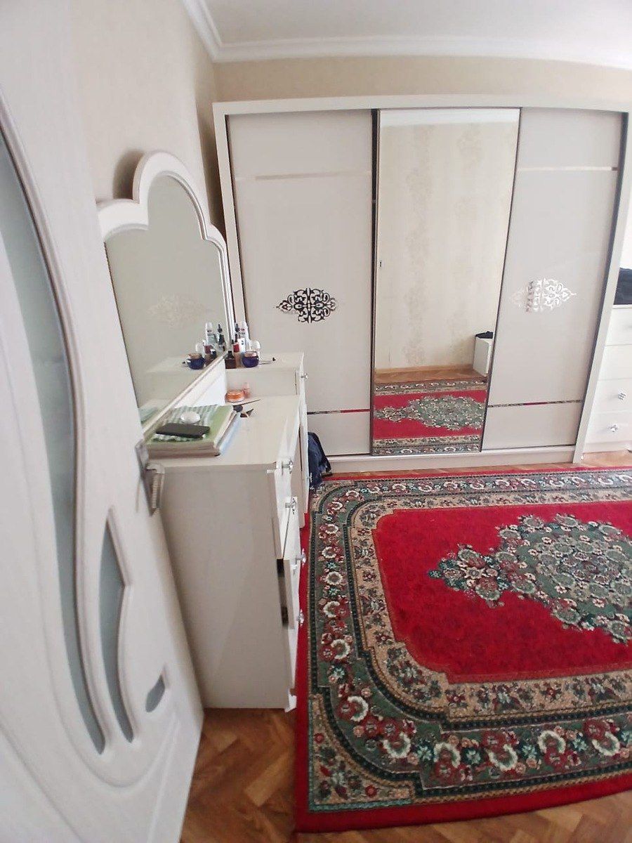 Satılır 2 otaqlı köhnə tikili 65 m² — Mənzil, Bakı (8)
