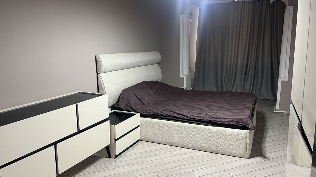 Satılır 4 otaqlı köhnə tikili 100 m² — Mənzil, Bakı (2)